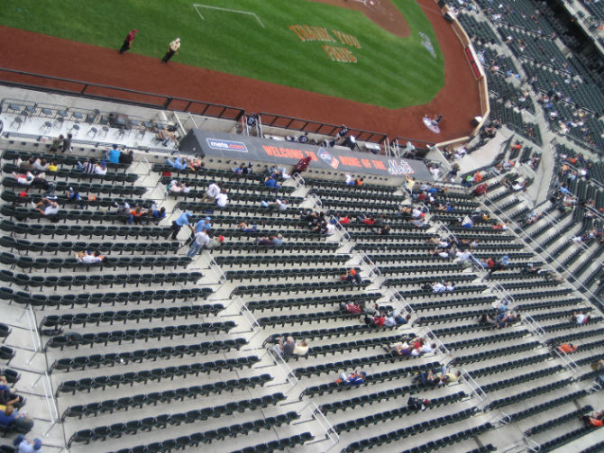 no fans at citi field for brewers game