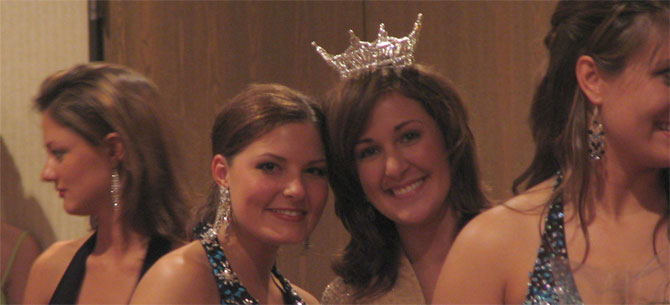 christi and kelly keiser at the 2005 ms nebraska pageant