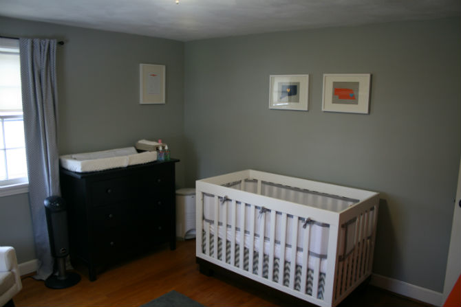 baby helge's crib